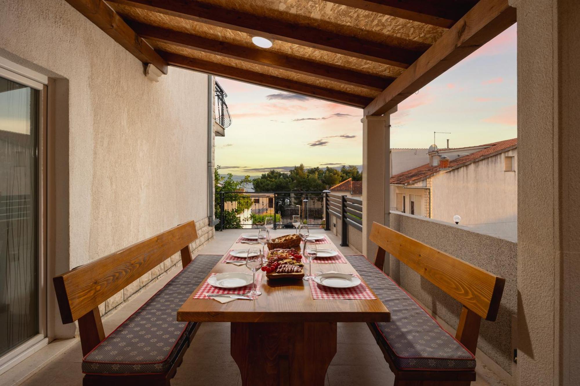 פודסטראנה Apartments Solmar מראה חיצוני תמונה