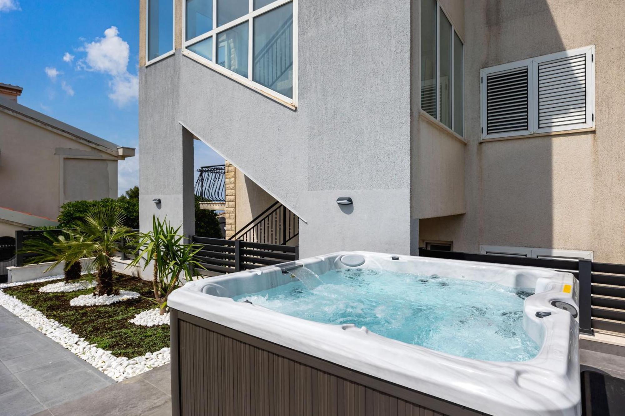 פודסטראנה Apartments Solmar מראה חיצוני תמונה