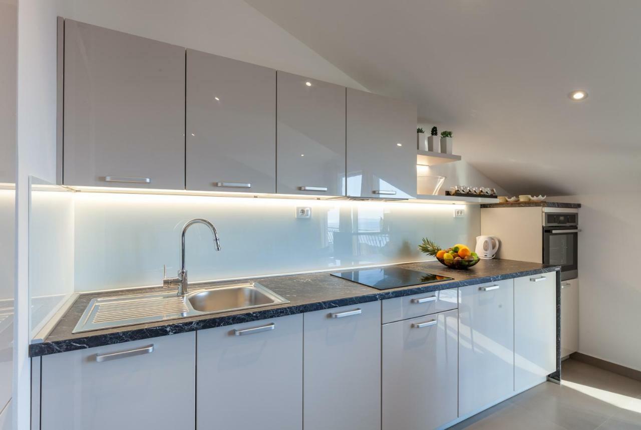פודסטראנה Apartments Solmar מראה חיצוני תמונה